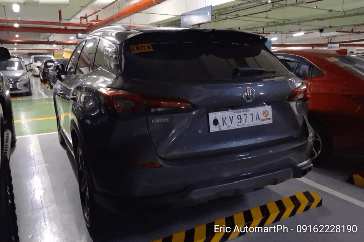 Car gallery image