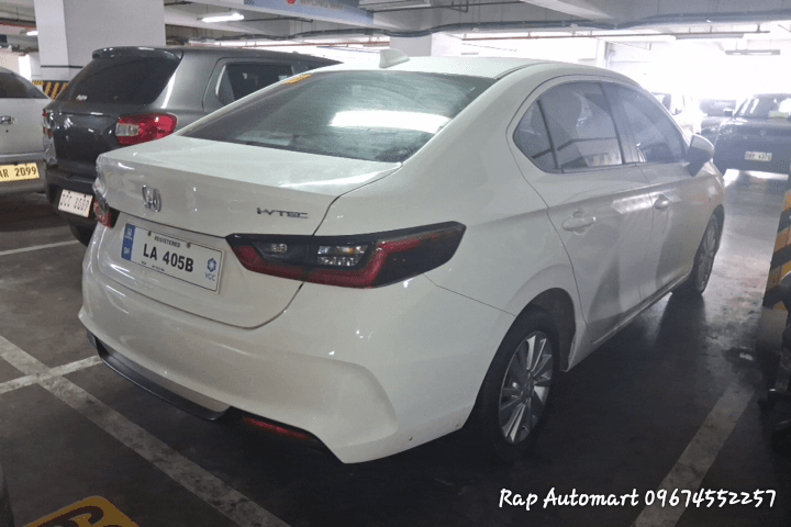 Car gallery image
