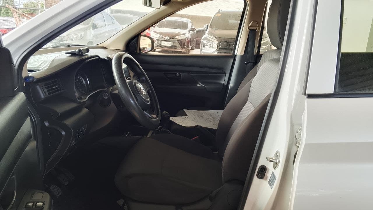 Car gallery image