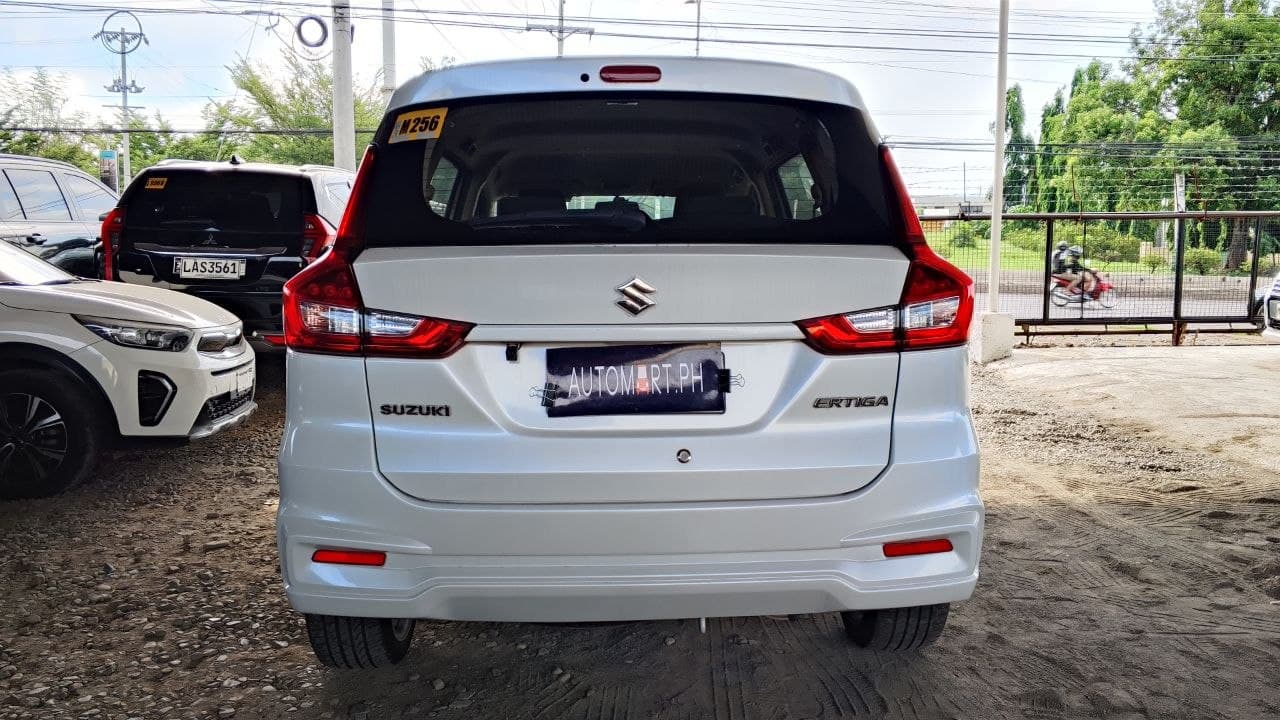 Car gallery image