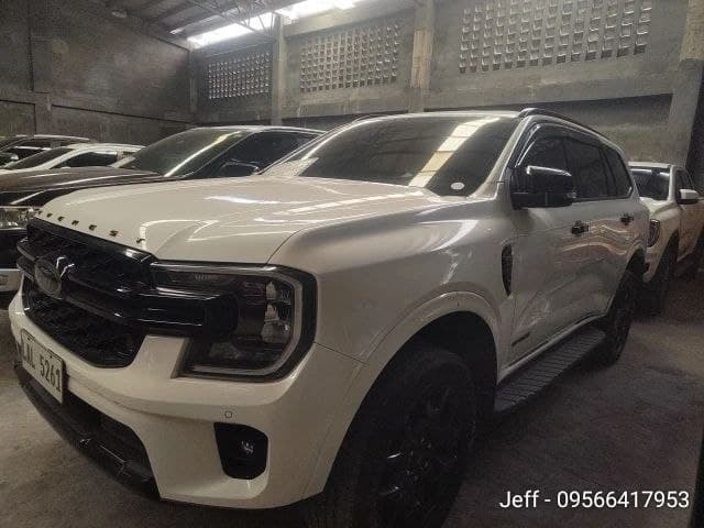 Car gallery image