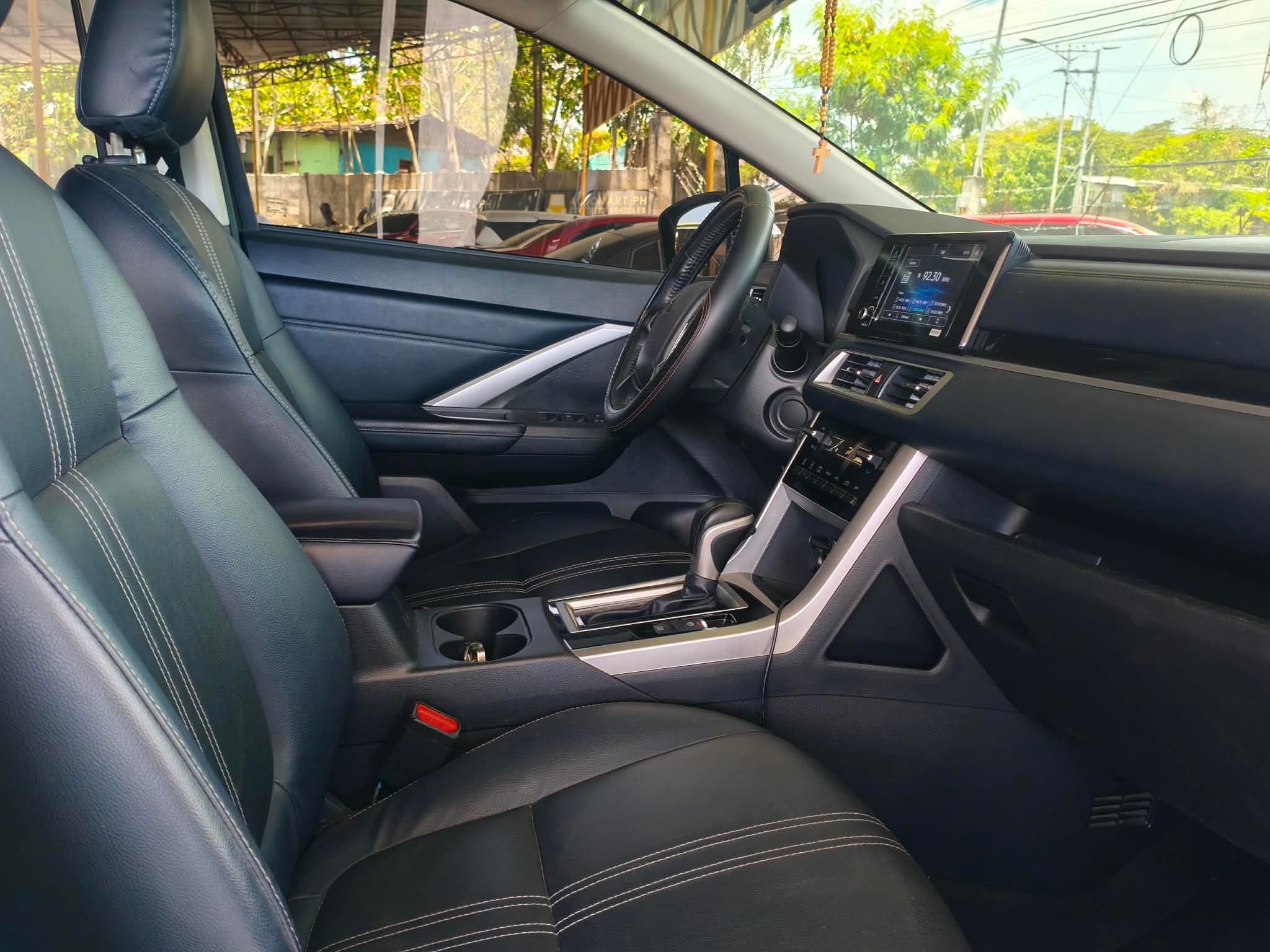 Car gallery image