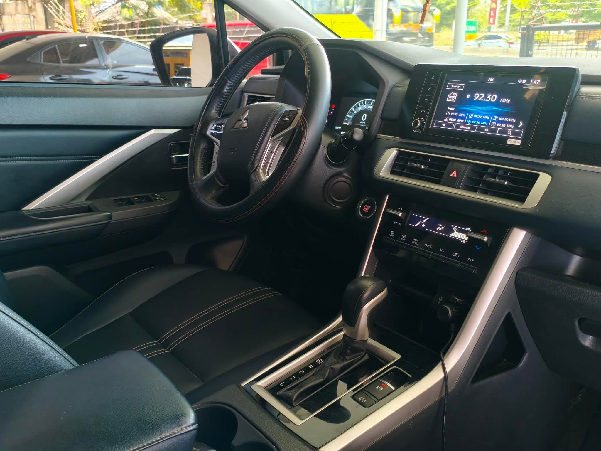 Car gallery image