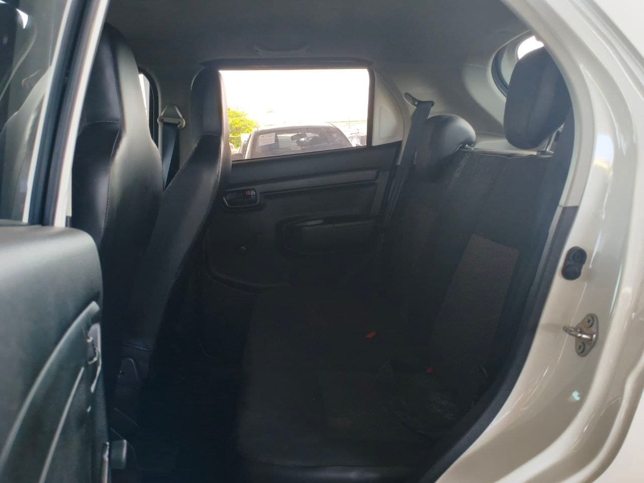 Car gallery image