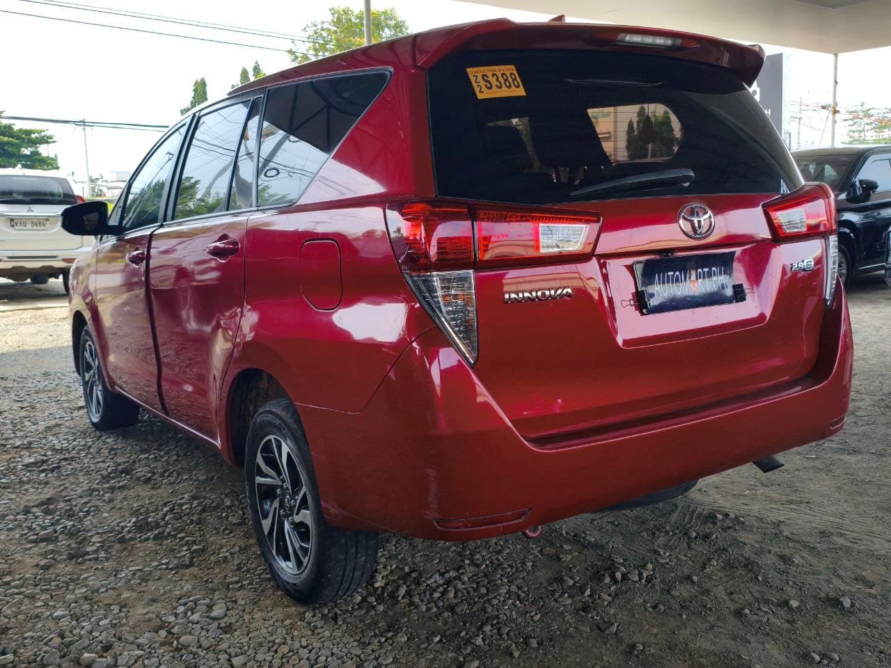 Car gallery image