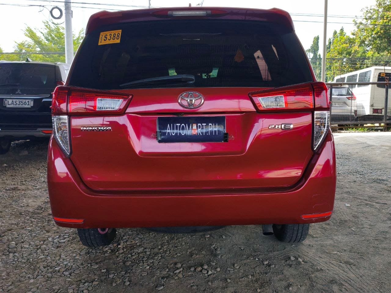 Car gallery image