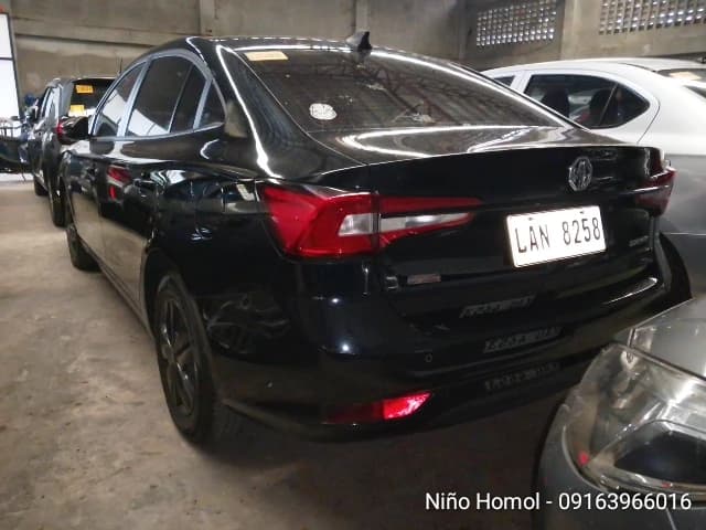 Car gallery image