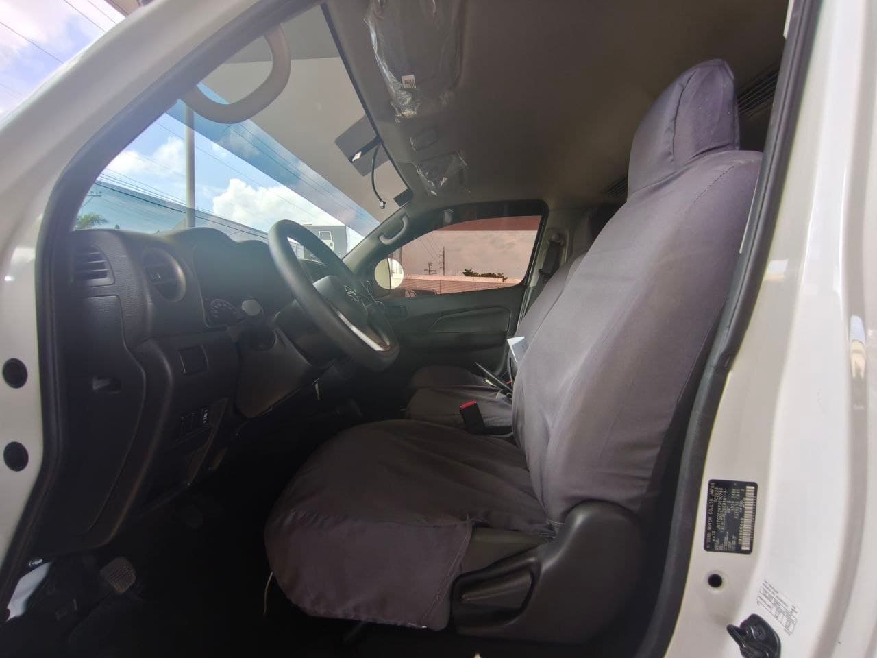 Car gallery image