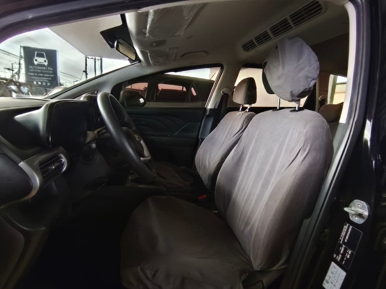 Car gallery image