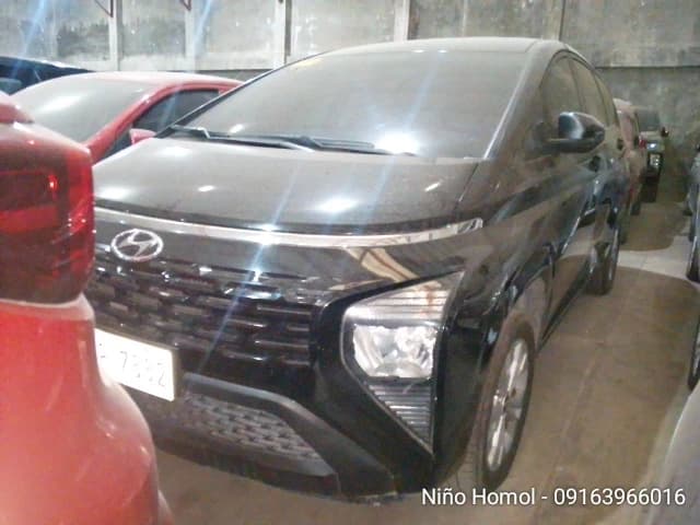Car gallery image