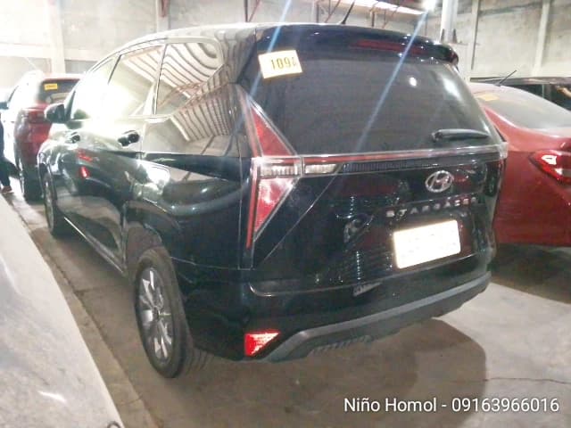 Car gallery image