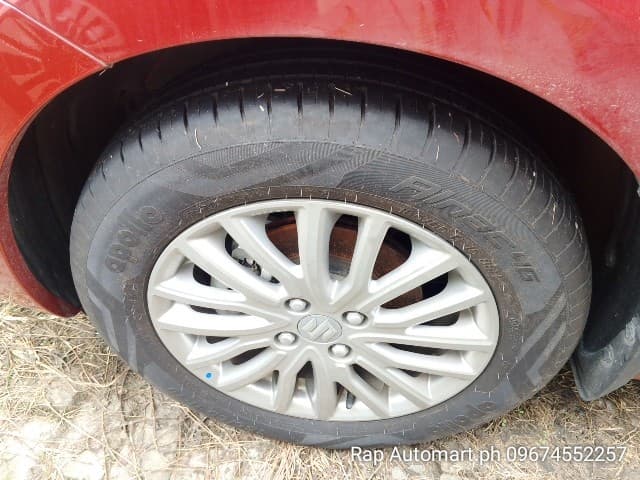 Car gallery image