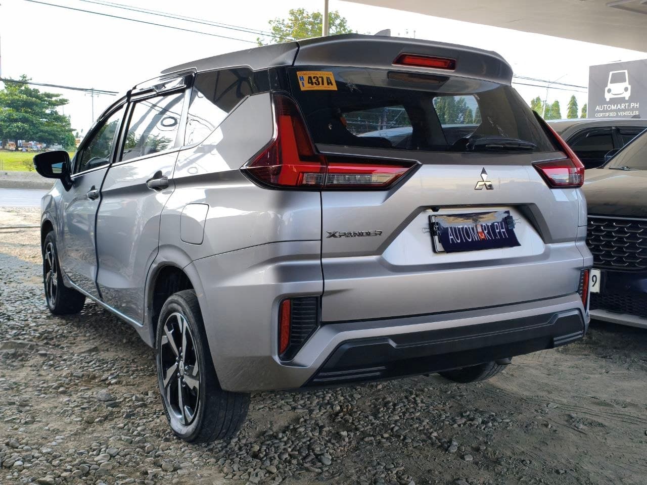 Car gallery image
