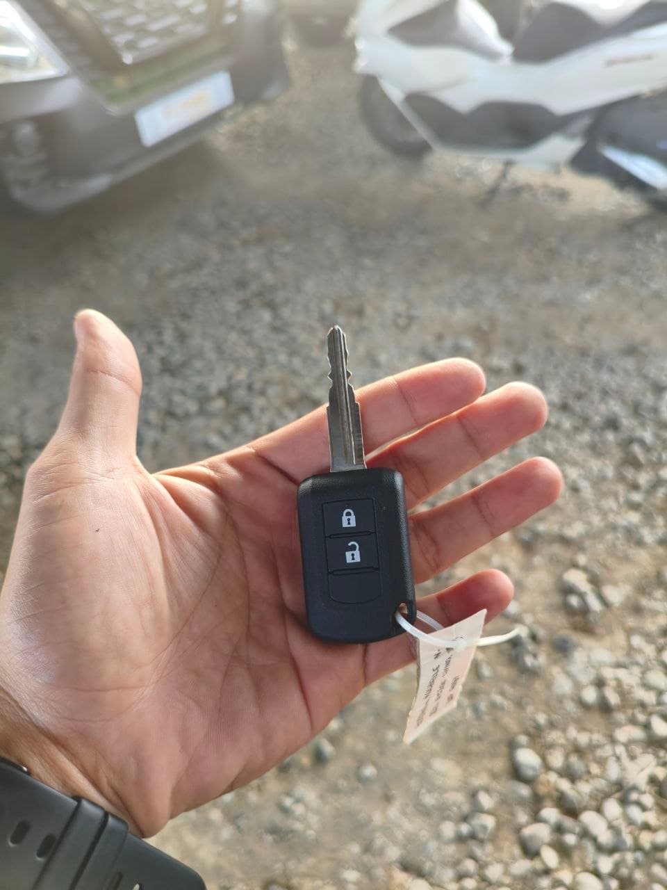 Car gallery image