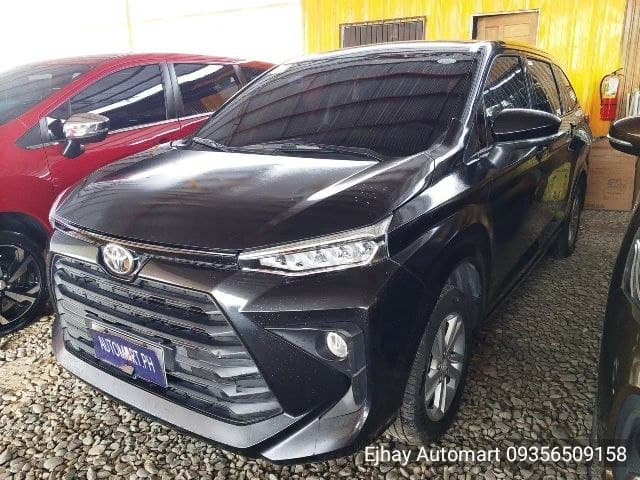 Car gallery image