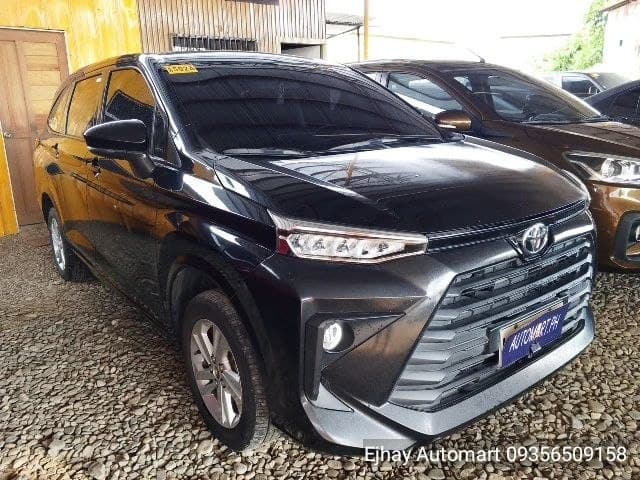 Car gallery image