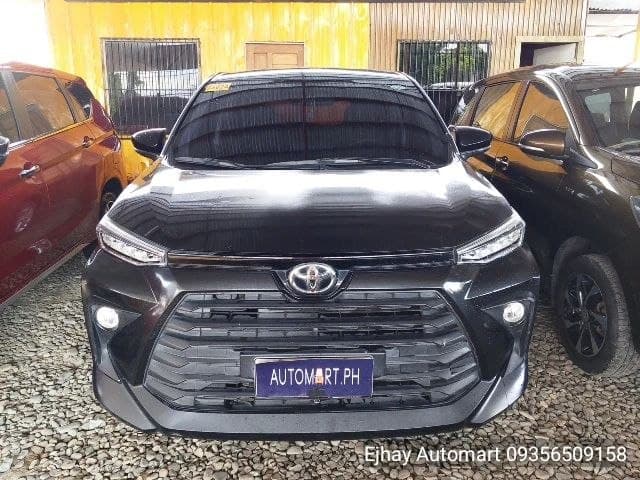 Car gallery image