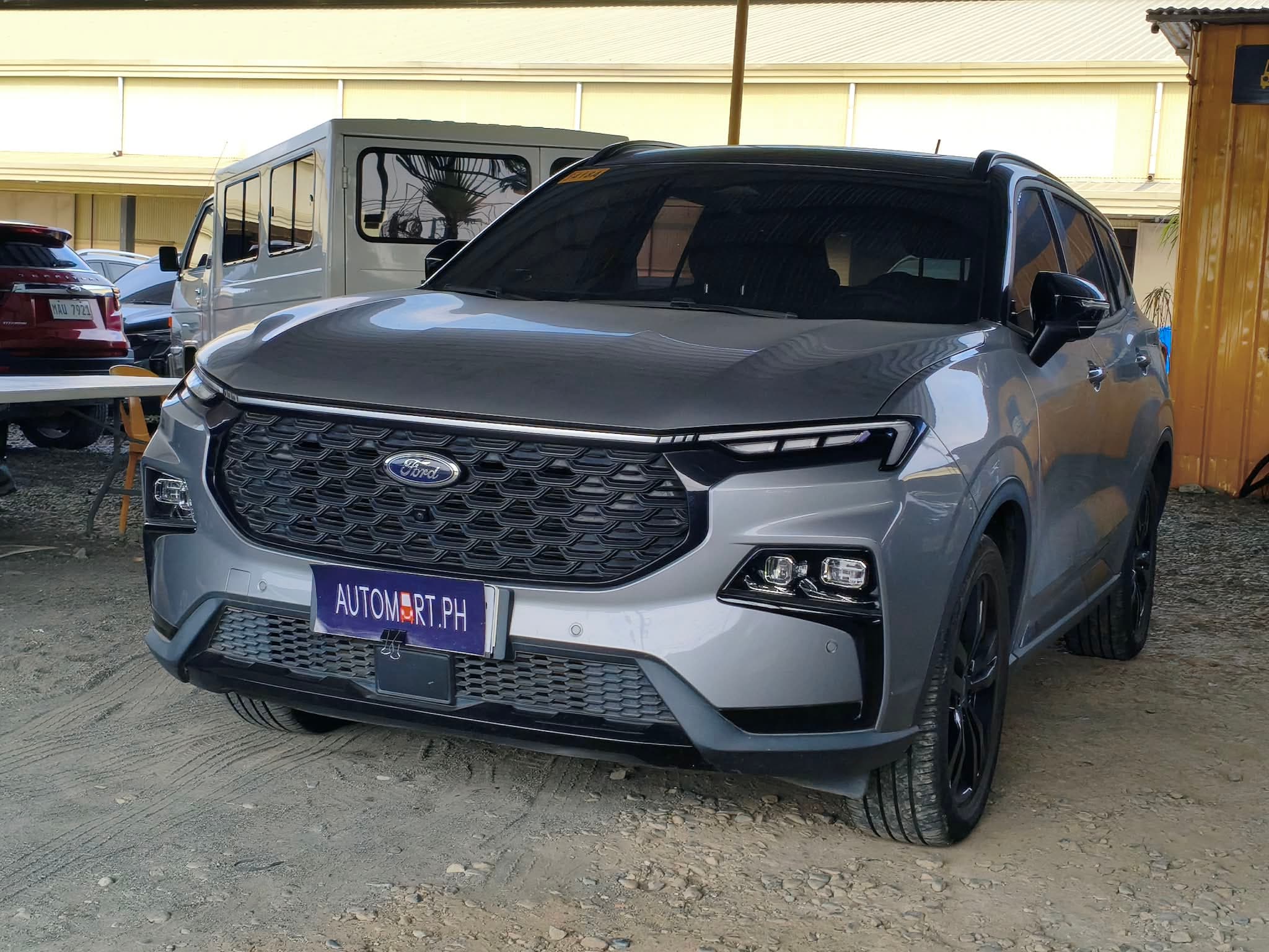 Car gallery image