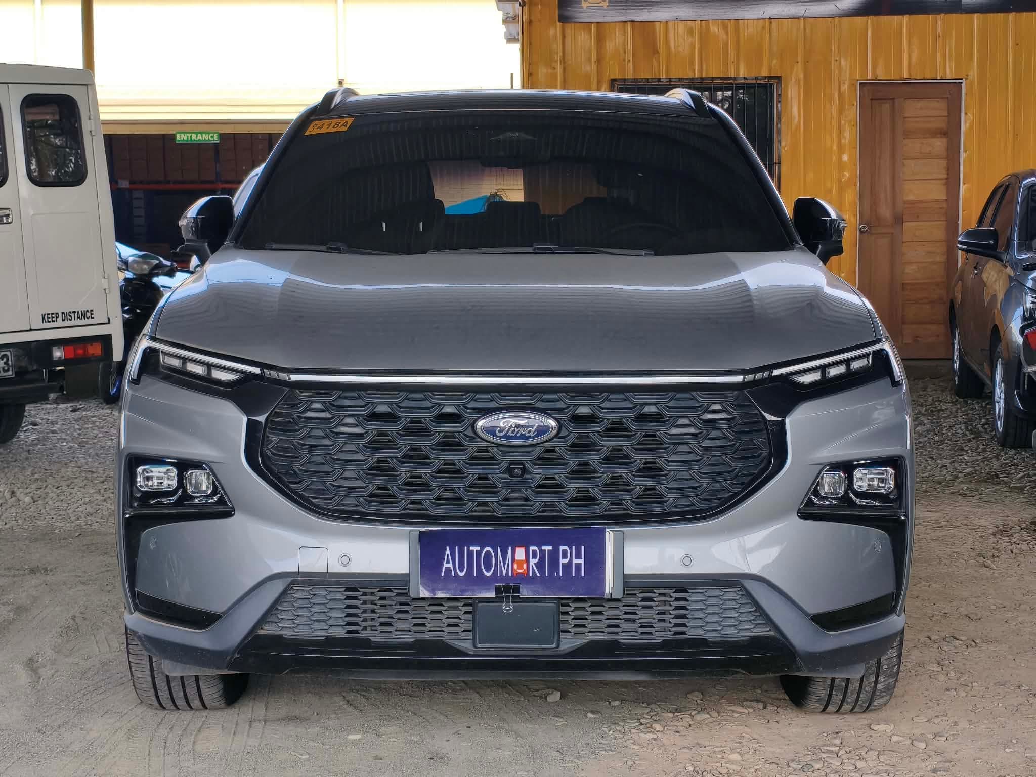 Car gallery image