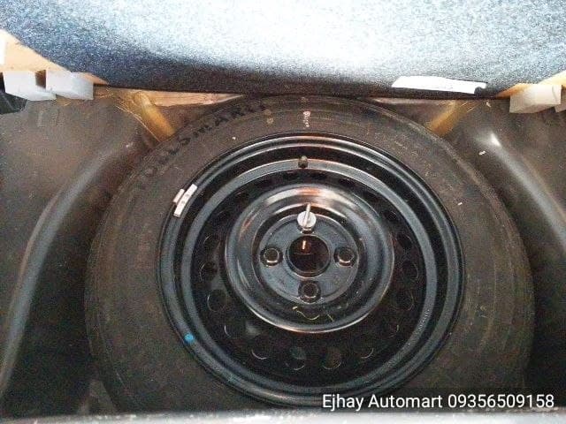 Car gallery image