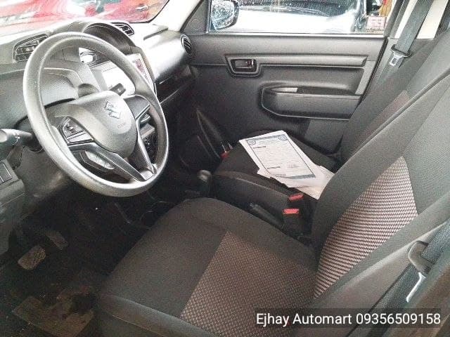 Car gallery image