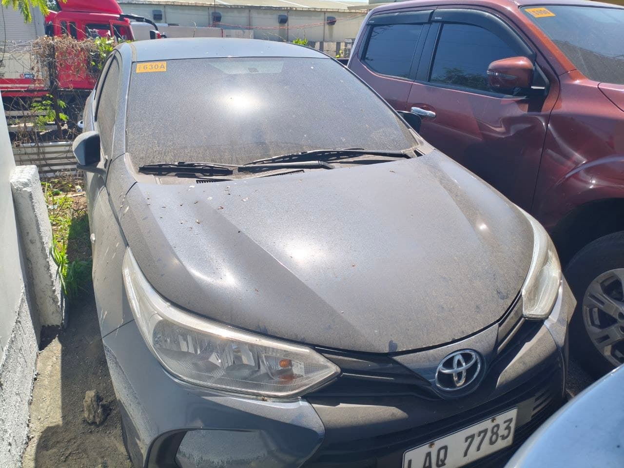 Car gallery image