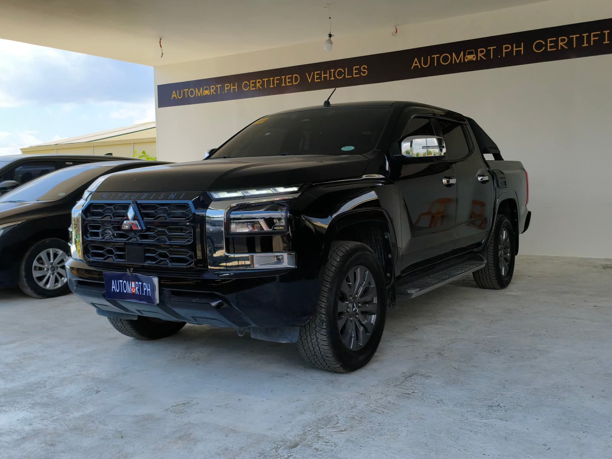 Car gallery image