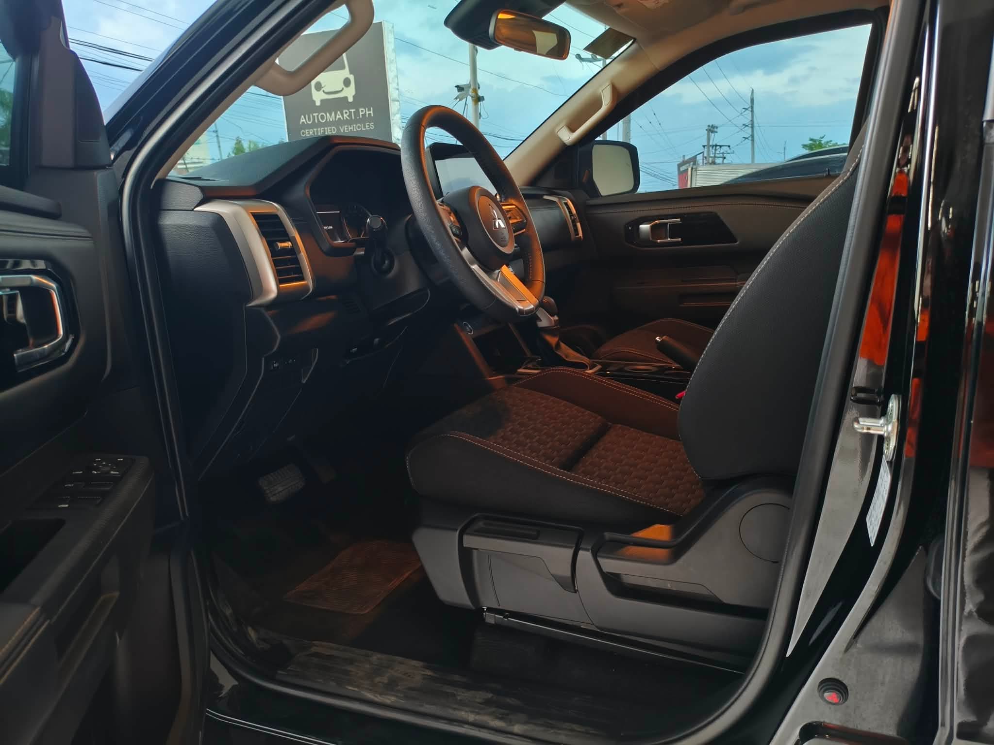 Car gallery image