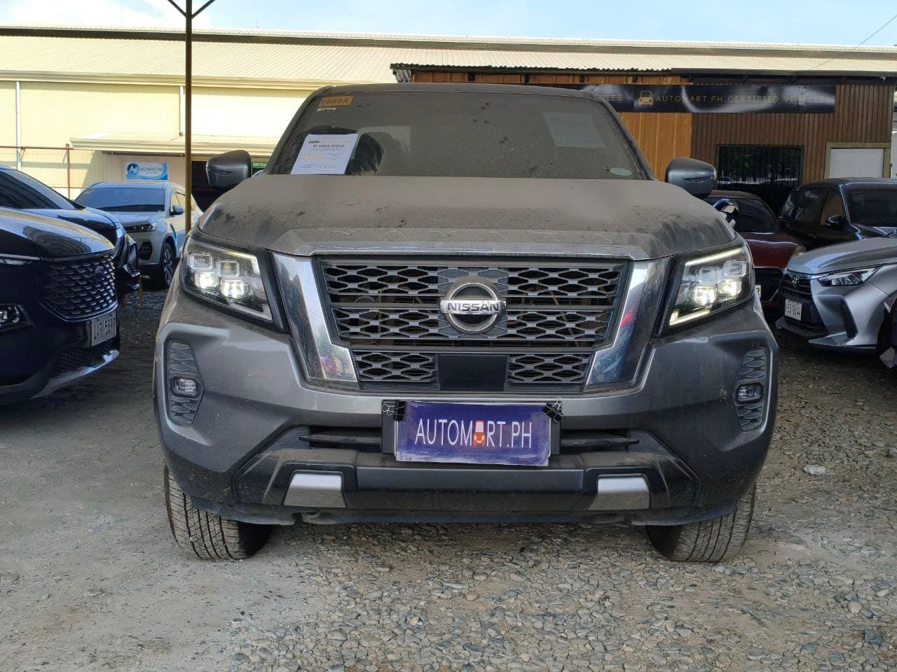 Car gallery image