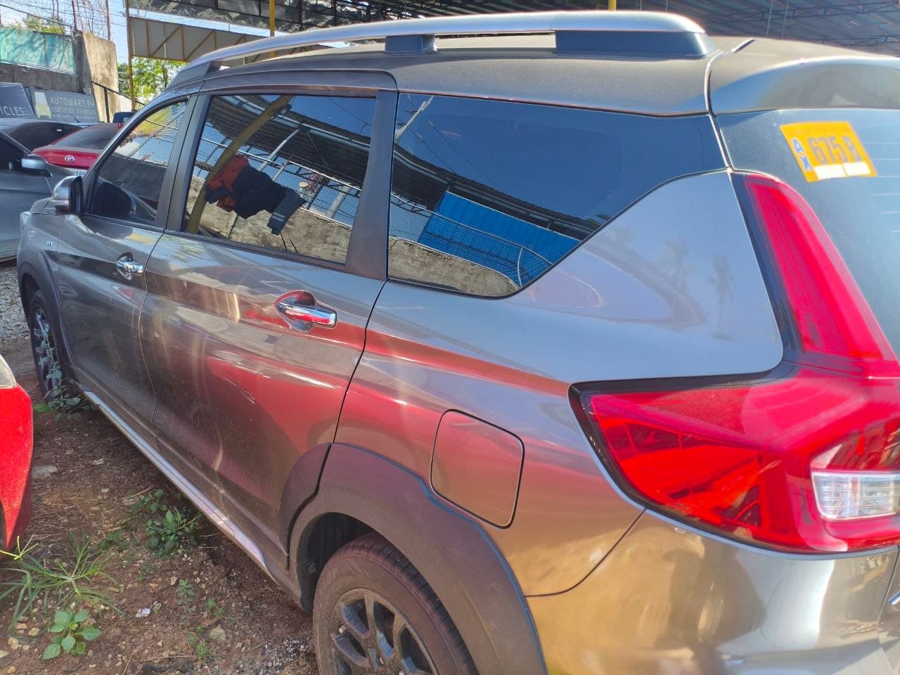 Car gallery image