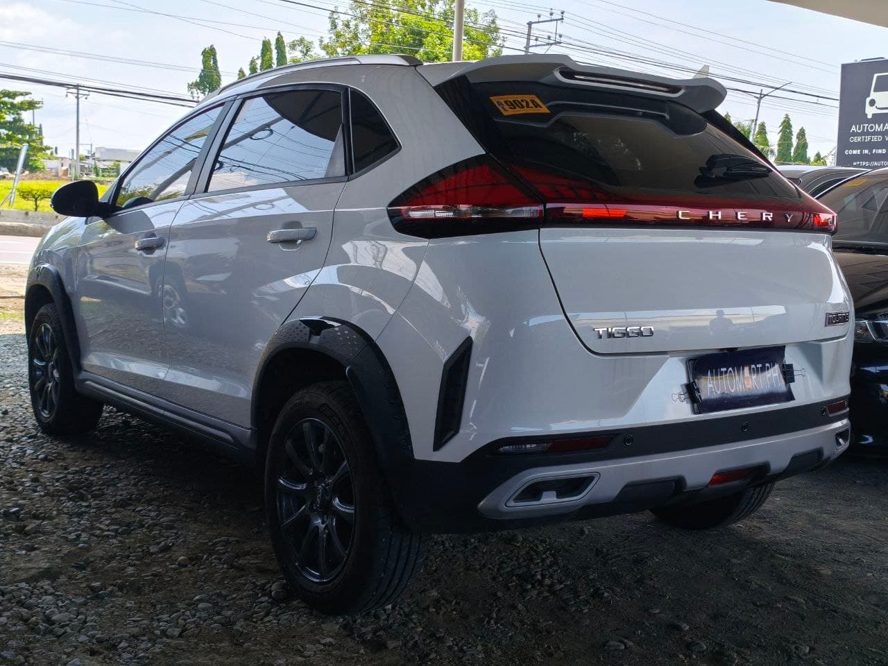 Car gallery image