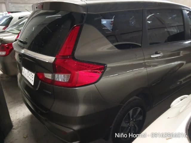 Car gallery image