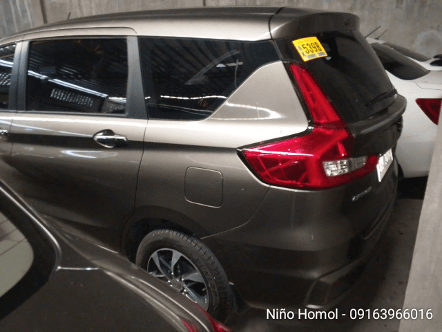 Car gallery image