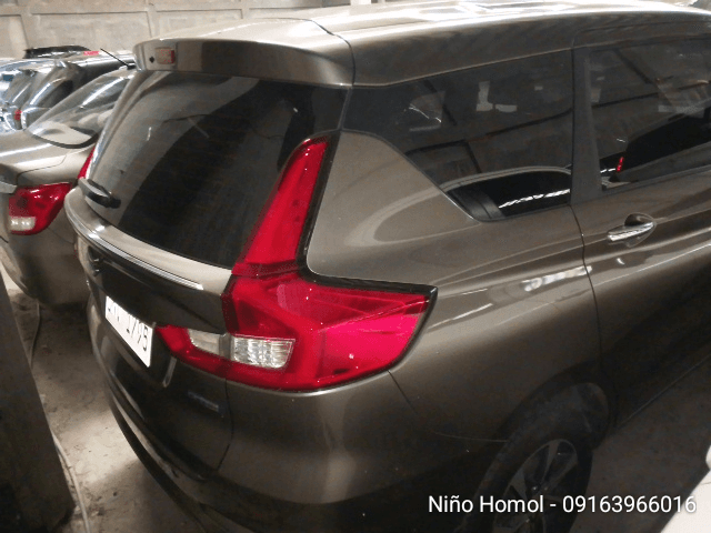 Car gallery image