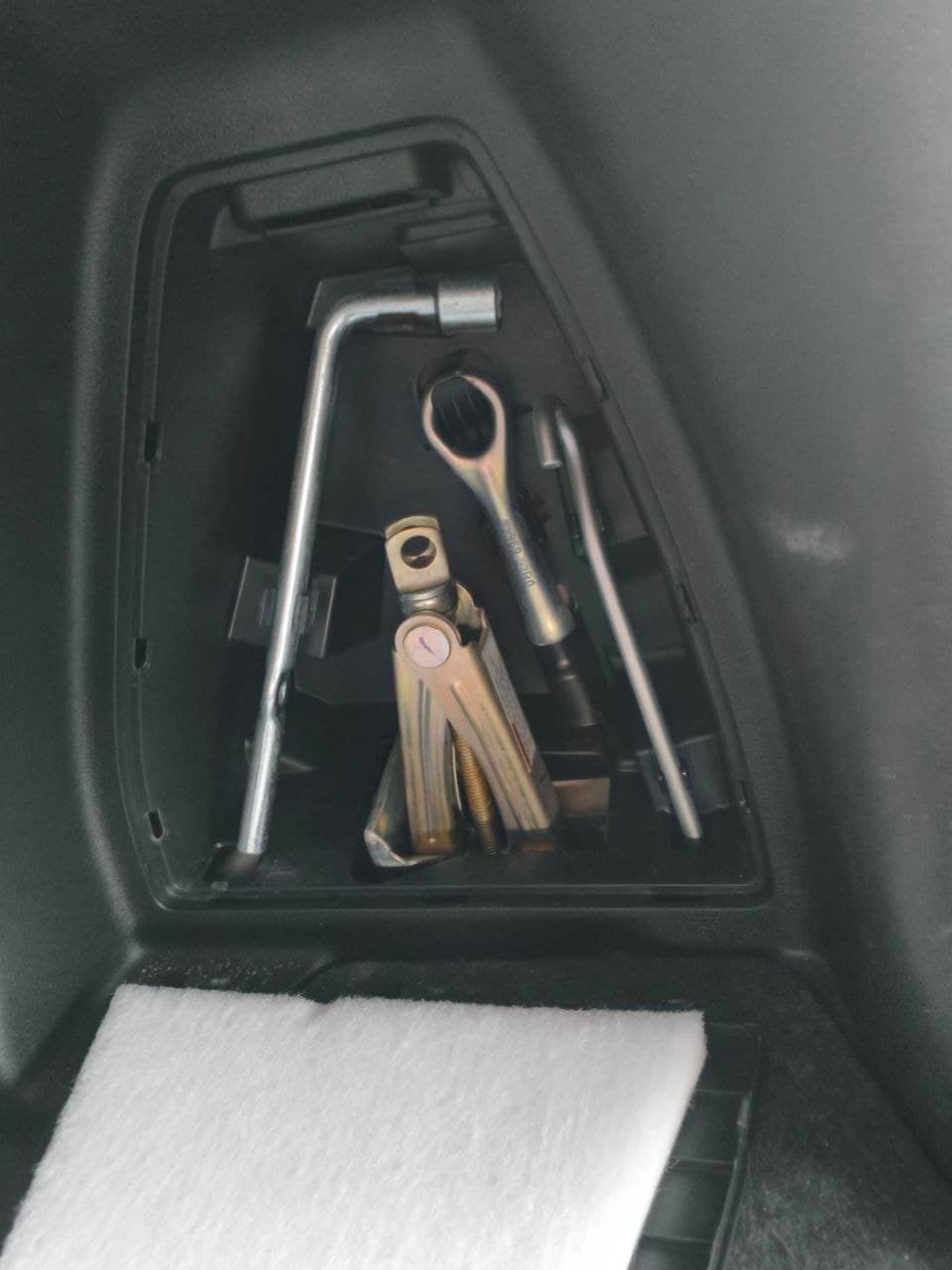 Car gallery image