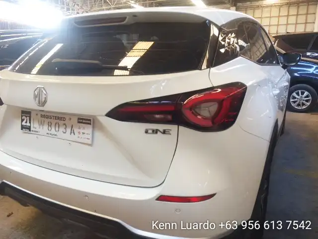 Car gallery image
