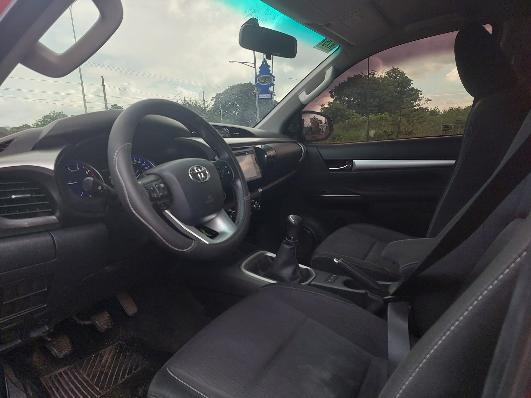 Car gallery image