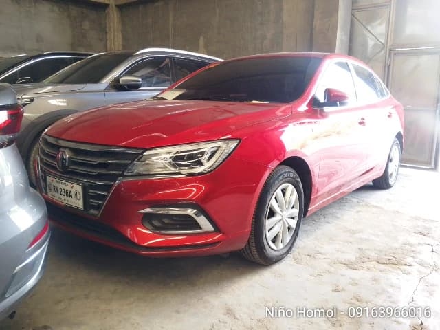 Car gallery image