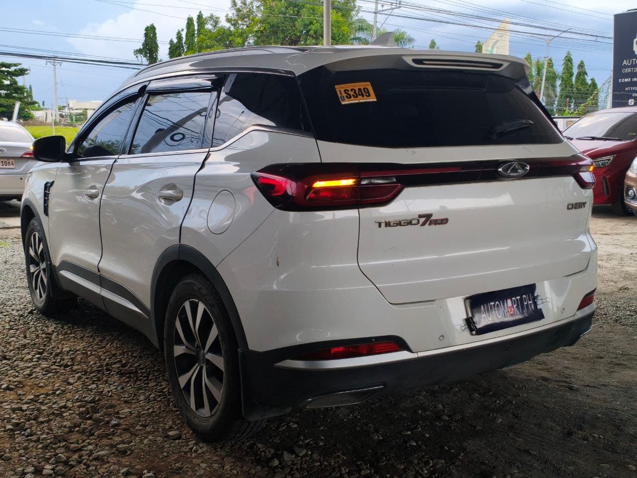Car gallery image