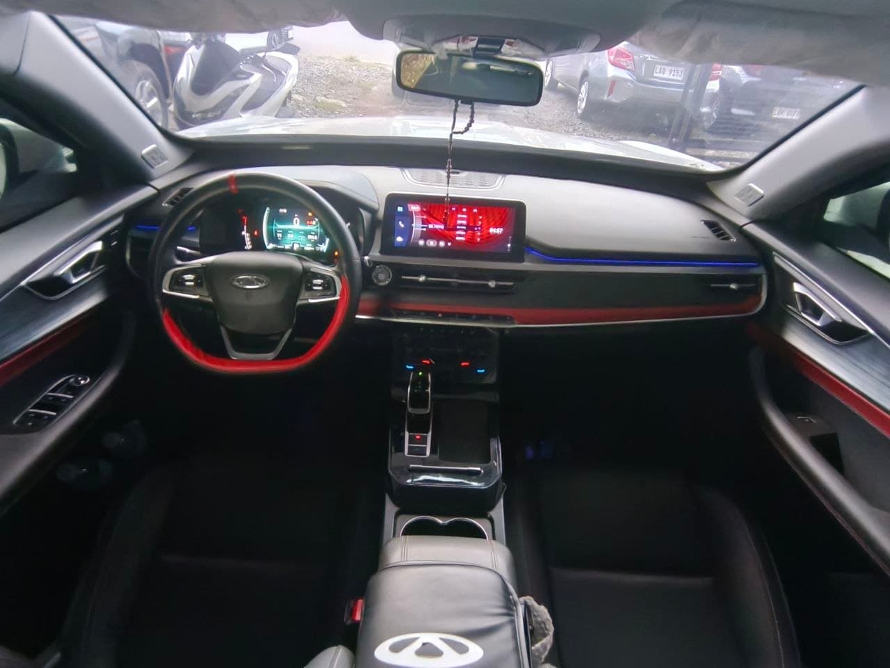 Car gallery image