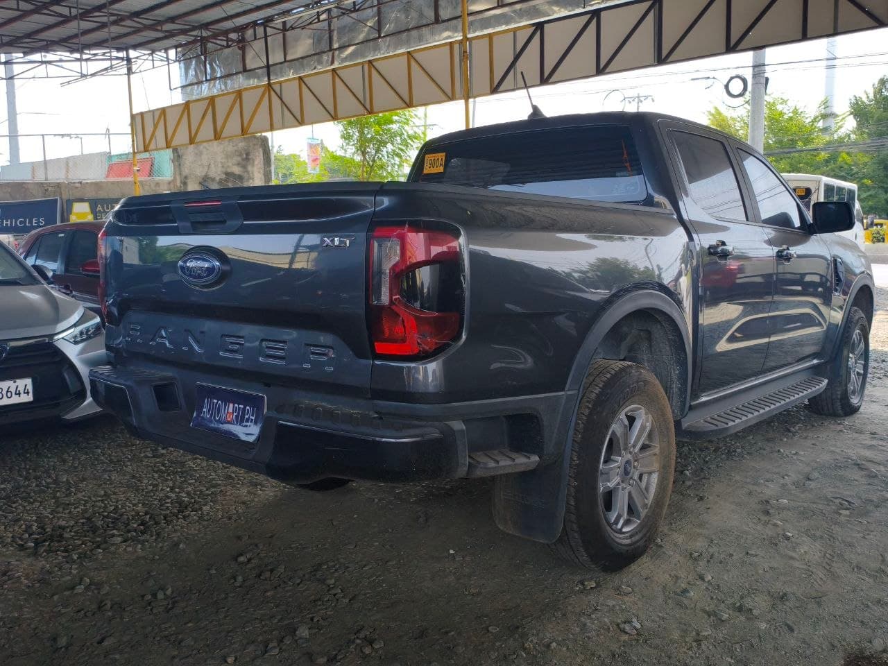 Car gallery image