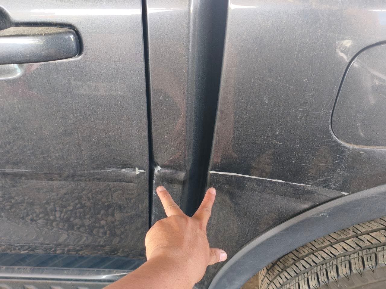 Car gallery image
