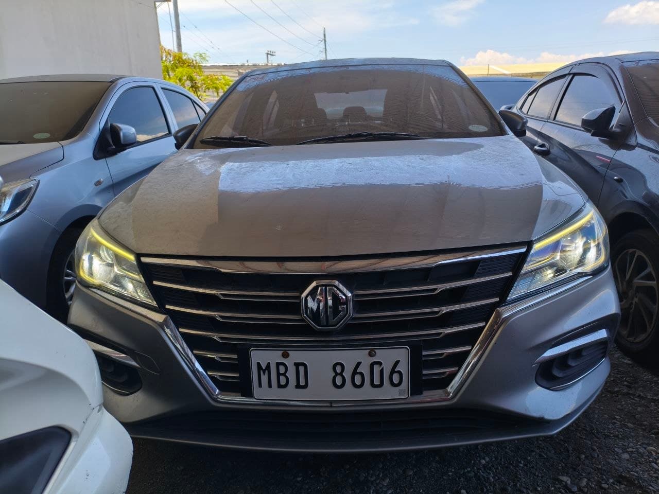Car gallery image