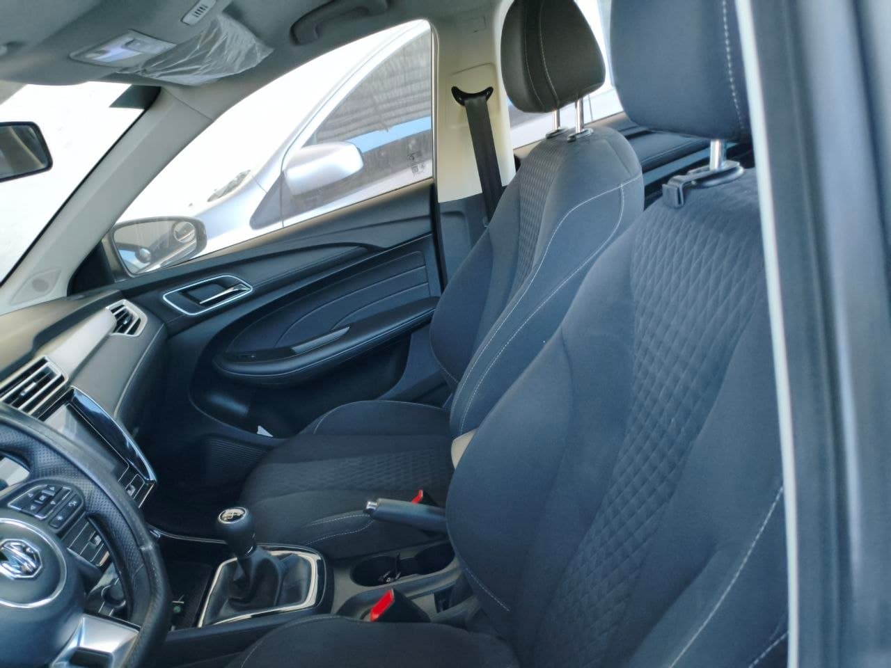 Car gallery image