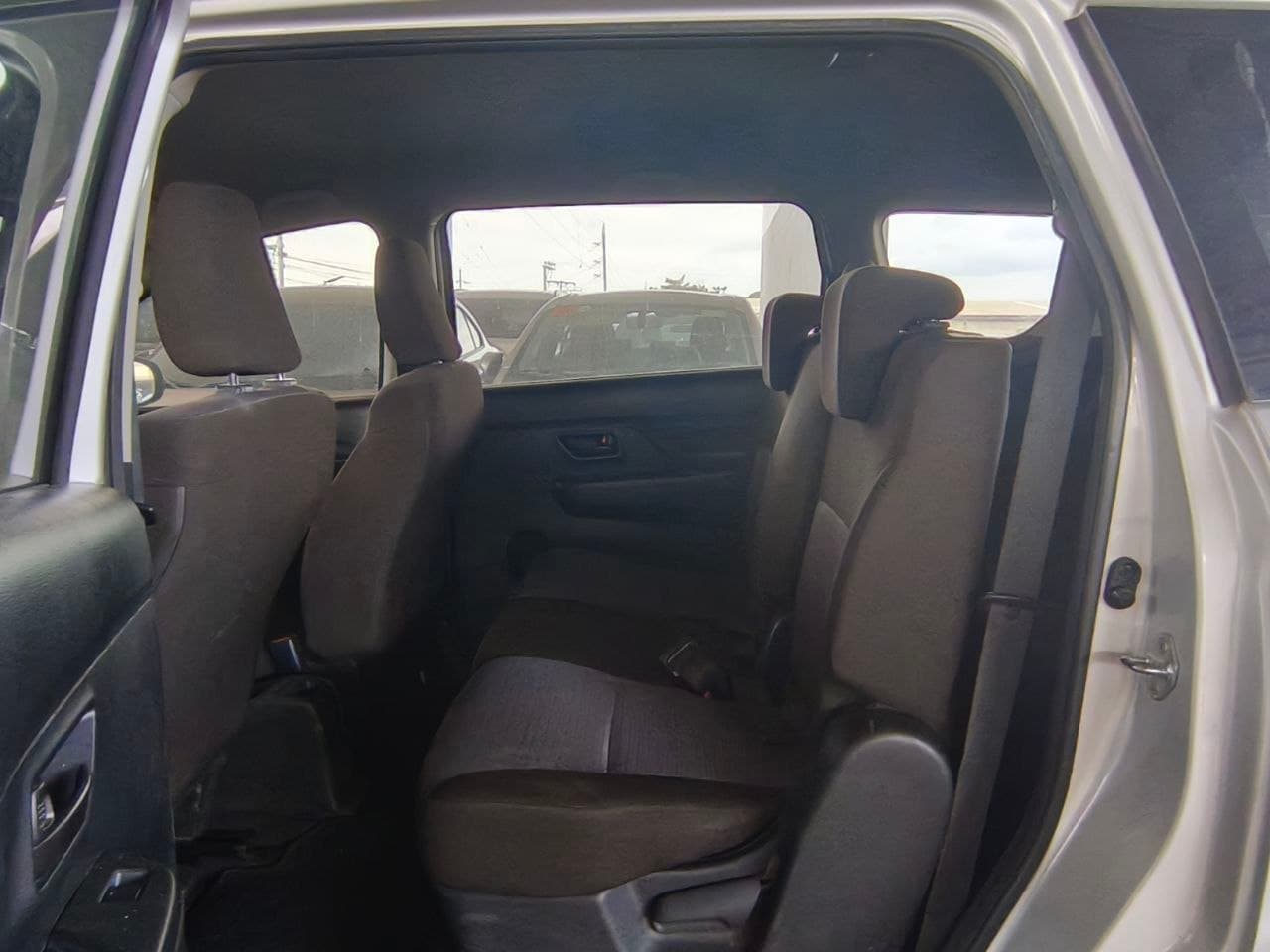 Car gallery image