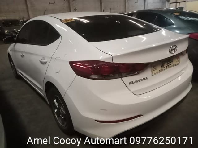 Car gallery image