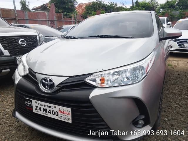 Car gallery image