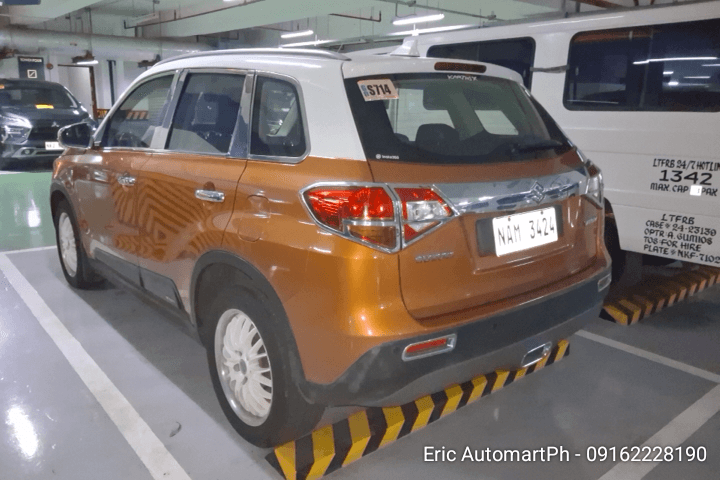 Car gallery image