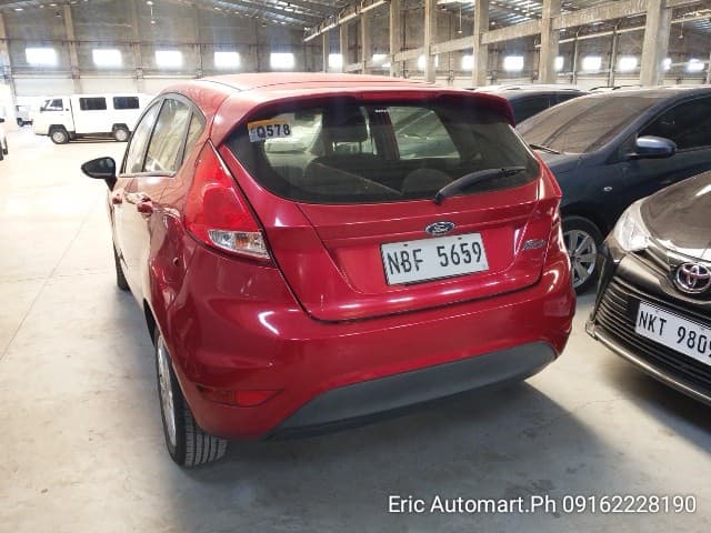 Car gallery image