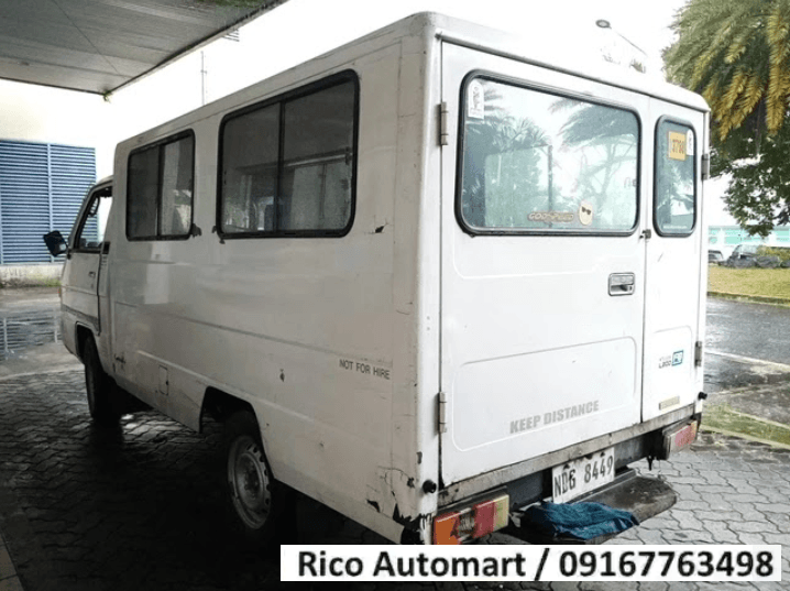 Car gallery image